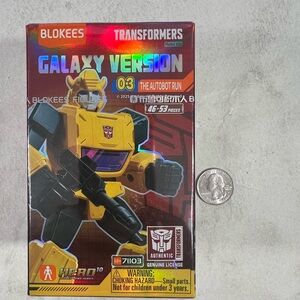 Transformers Blokees Galaxy Version 03 Autobot Run Mini Model Kit!